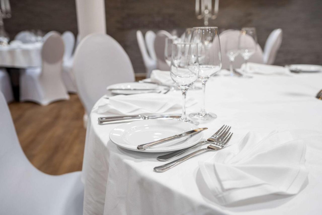 [M]Eat & Stay Hotel Haar  Ngoại thất bức ảnh